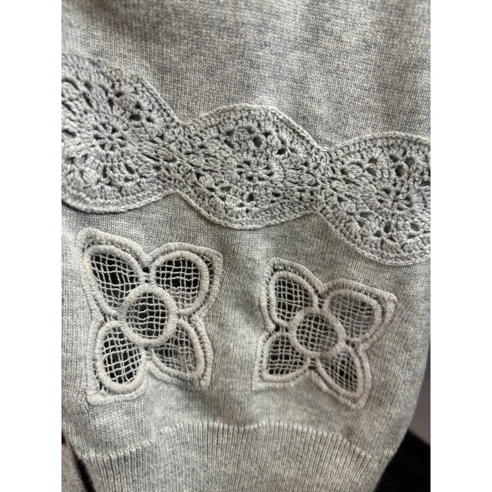 Anthro Knitted And Knotted Cardigan XS Gray Crochet Floral Boho Cottagecore - Picture 2 of 7